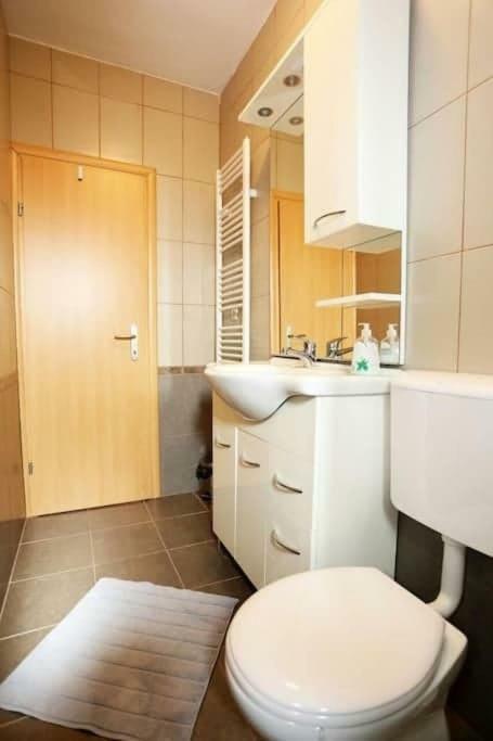 Apartmani Lili Sukošan Buitenkant foto
