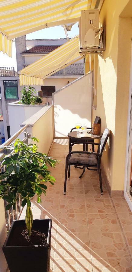Apartmani Lili Sukošan Buitenkant foto