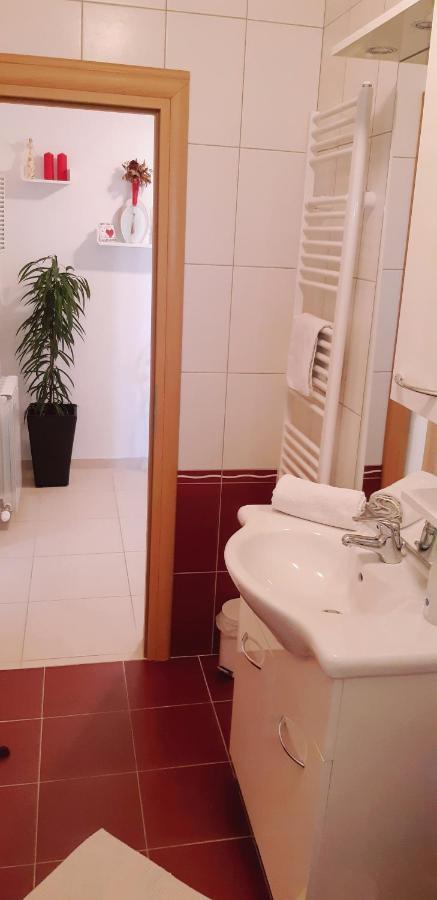 Apartmani Lili Sukošan Buitenkant foto
